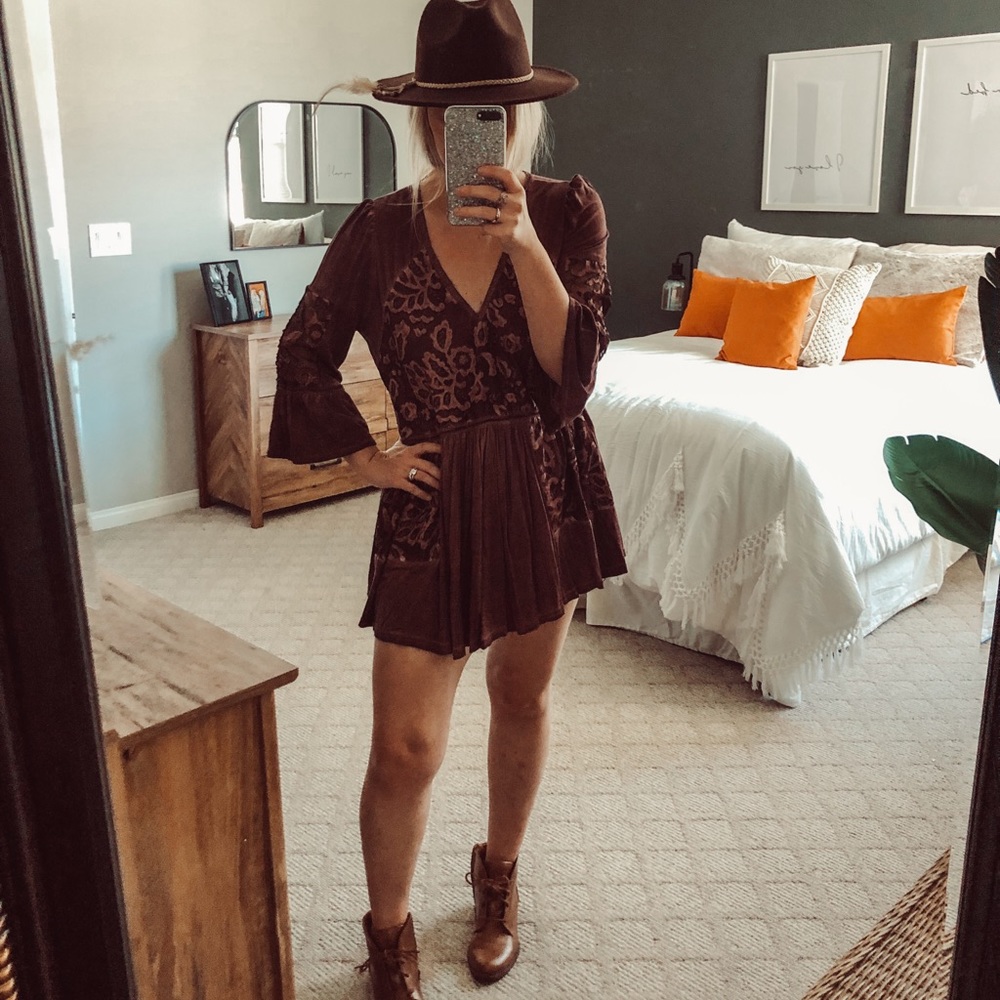 POL Bell Sleeve Blouse